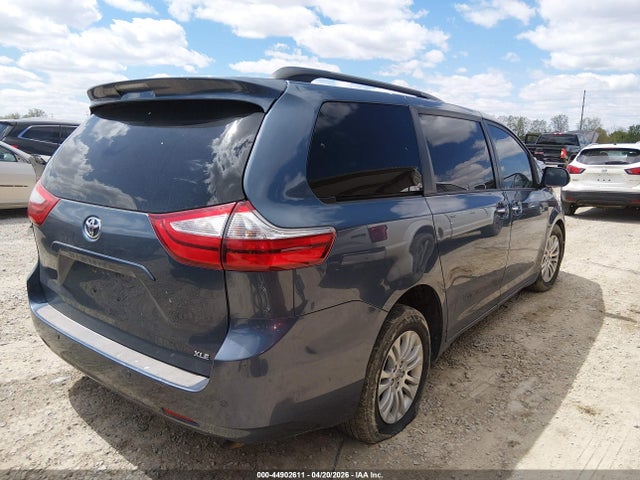 Toyota Sienna Xle 8 Passenger