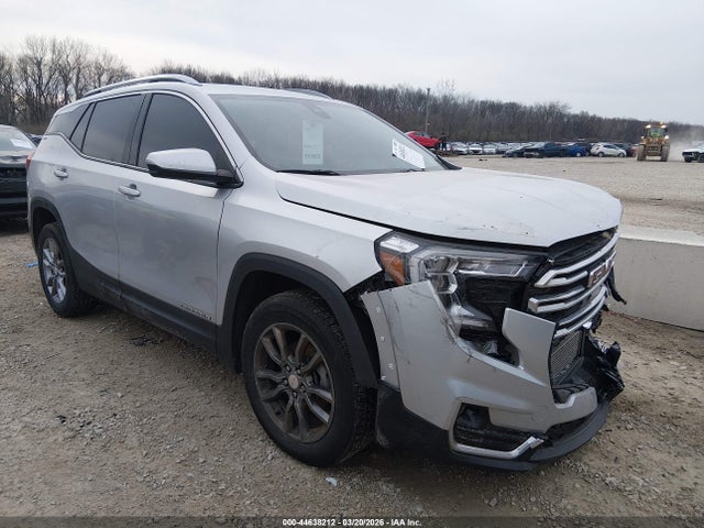 Salvage GMC Terrain Image
