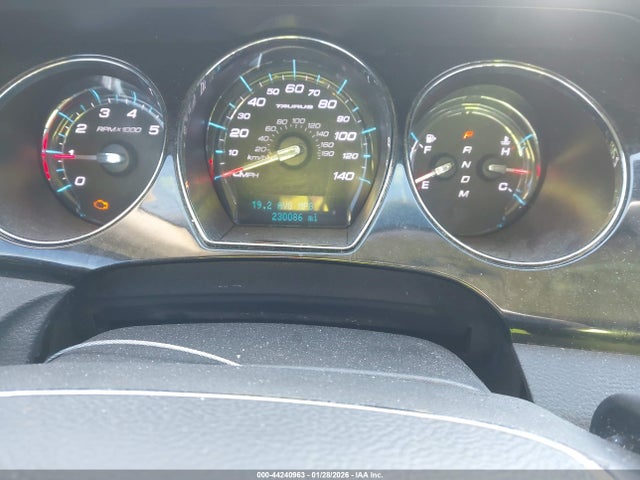 Ford Taurus Limited