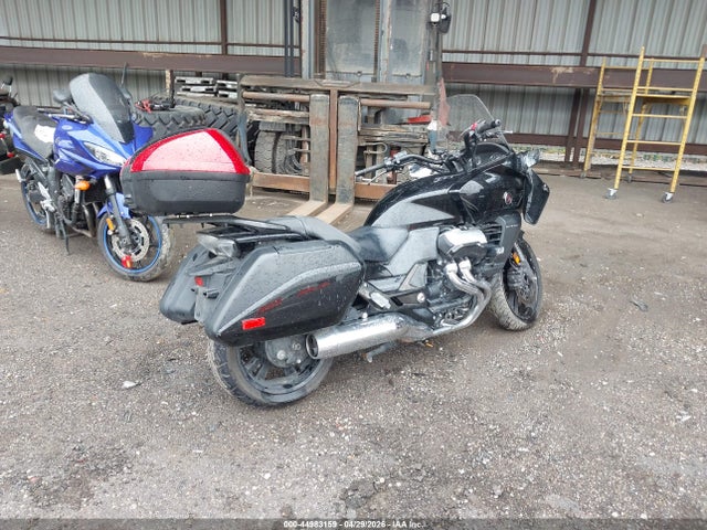 Honda Ctx1300 A