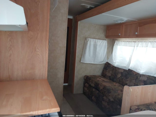 Crossroades Rv Zt32qb