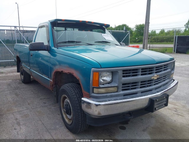 Salvage Chevrolet Gmt Image
