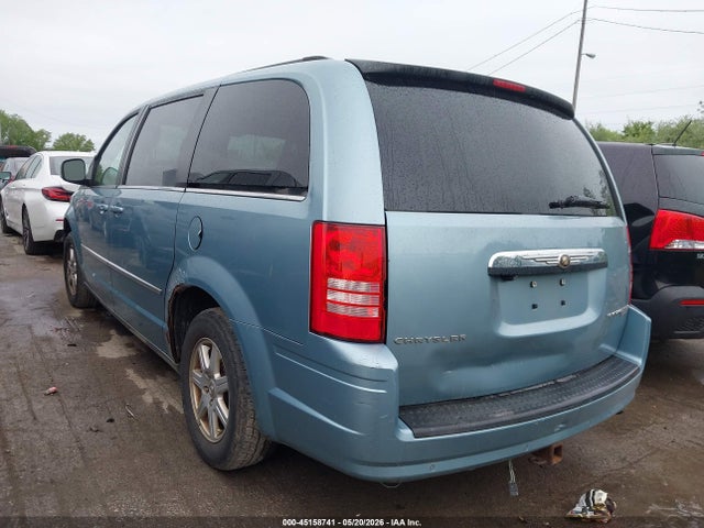 Chrysler Town & Country Touring