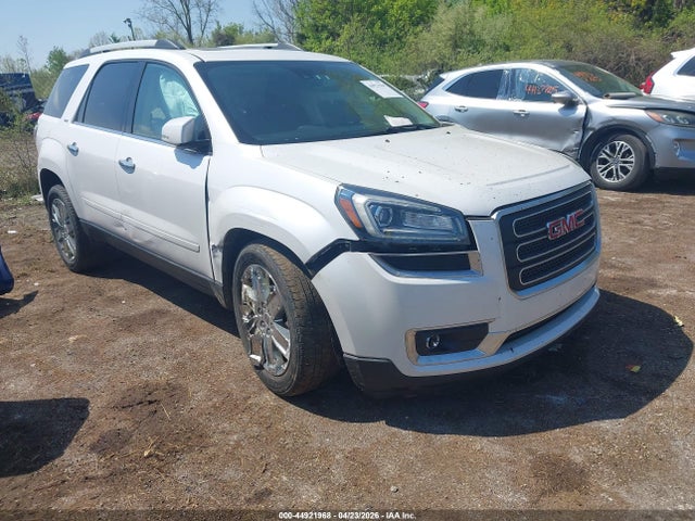 Salvage GMC Acadia Image