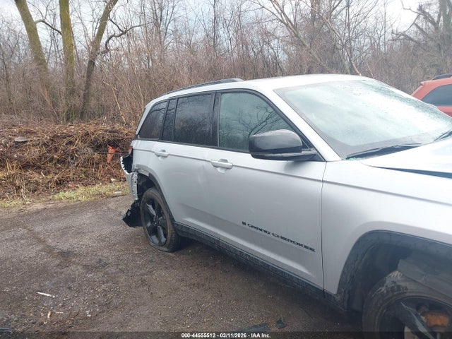 Jeep Grand Cherokee Altitude X 4x4