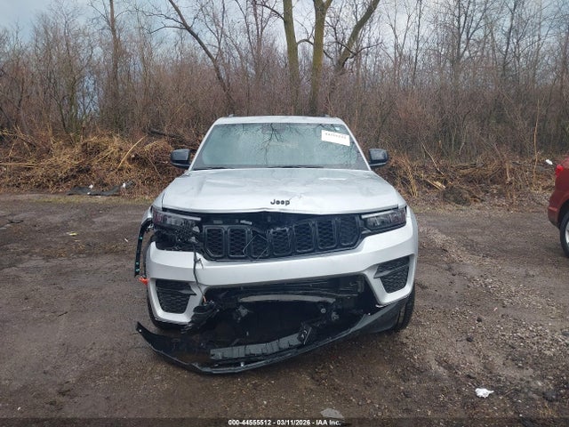 Jeep Grand Cherokee Altitude X 4x4