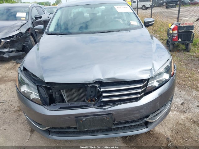 Volkswagen Passat 1.8t S