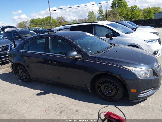 Chevrolet Cruze 1lt Auto