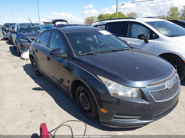 Salvage Chevrolet Cruze Image