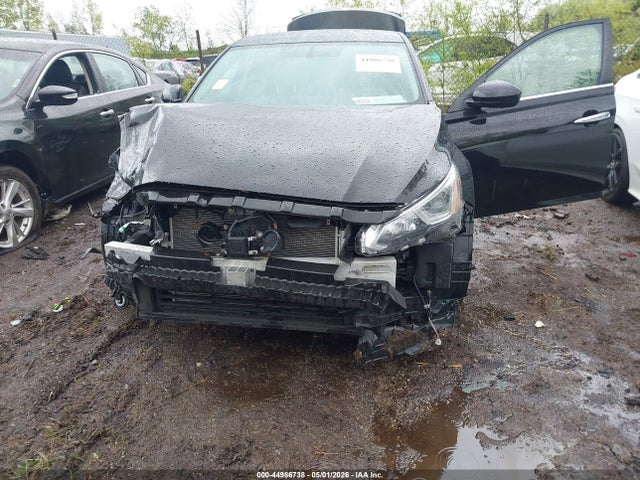 Nissan Altima S Fwd