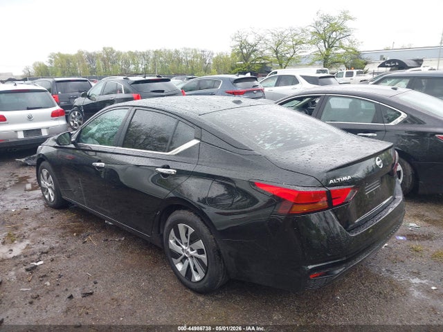 Nissan Altima S Fwd