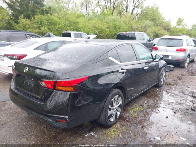 Nissan Altima S Fwd