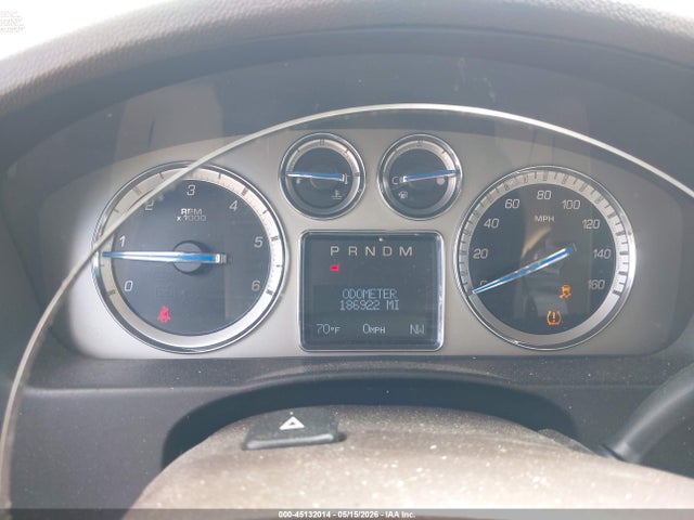 Cadillac Escalade Standard