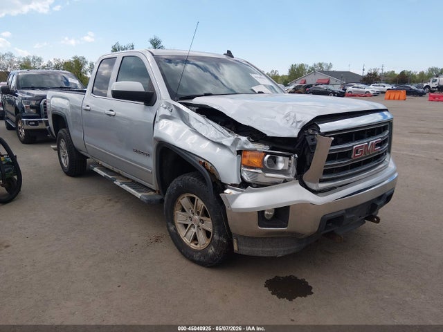Salvage GMC Sierra 1500 Image