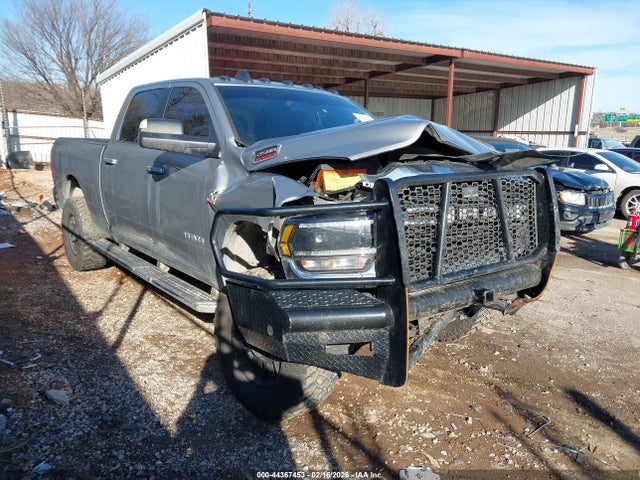 Salvage Ram 2500 Image