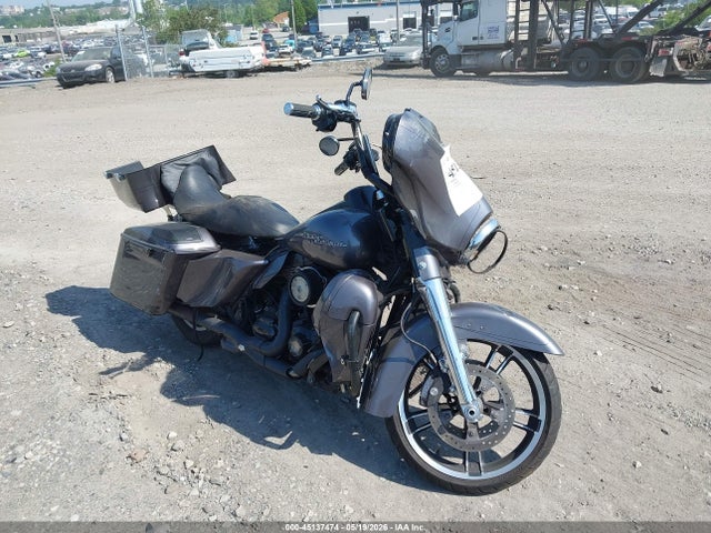 Salvage Harley-Davidson Flhxs Image