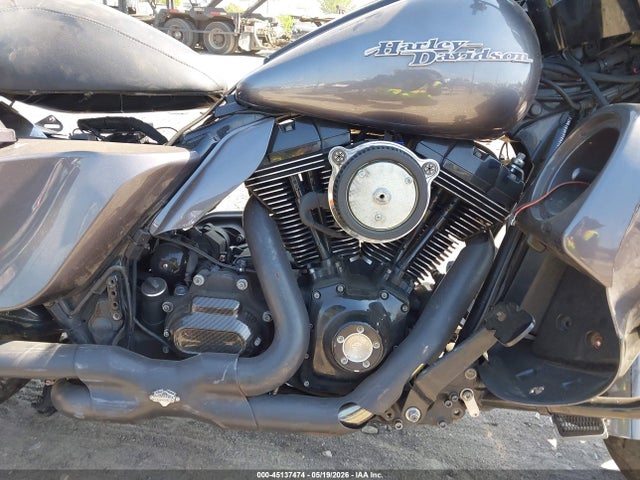 Harley-Davidson Flhxs Street Glide Special