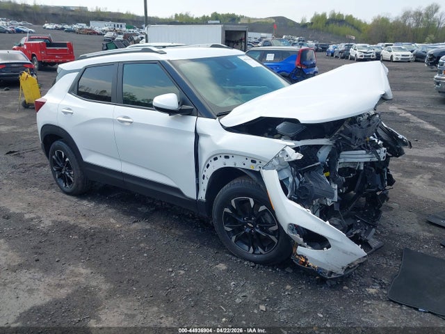 Salvage Chevrolet Trailblazer Image