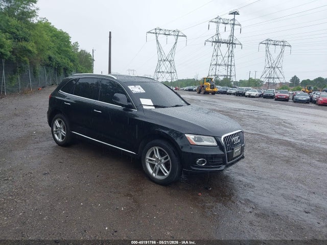 Salvage Audi Q5 Image