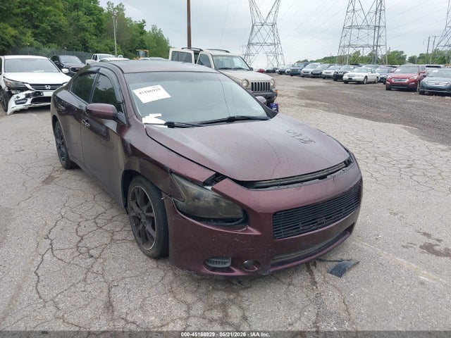 Nissan Maxima