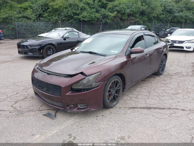 Nissan Maxima