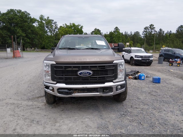 Ford F-450 Xl