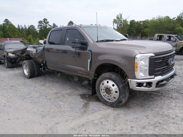 Salvage Ford F-450 Image