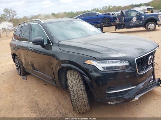 Salvage Volvo XC90 Image