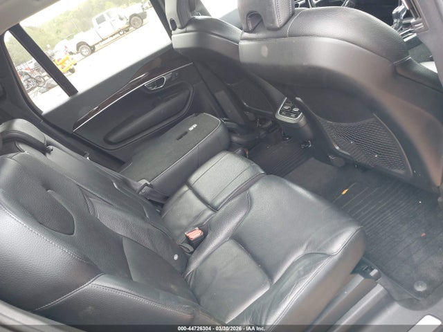 Volvo XC90 T6 Momentum