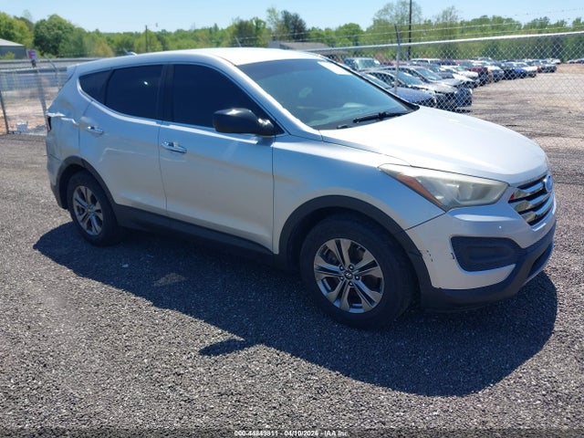 Salvage Hyundai SANTA FE Image