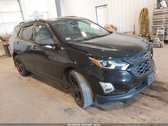 Salvage Chevrolet Equinox Image