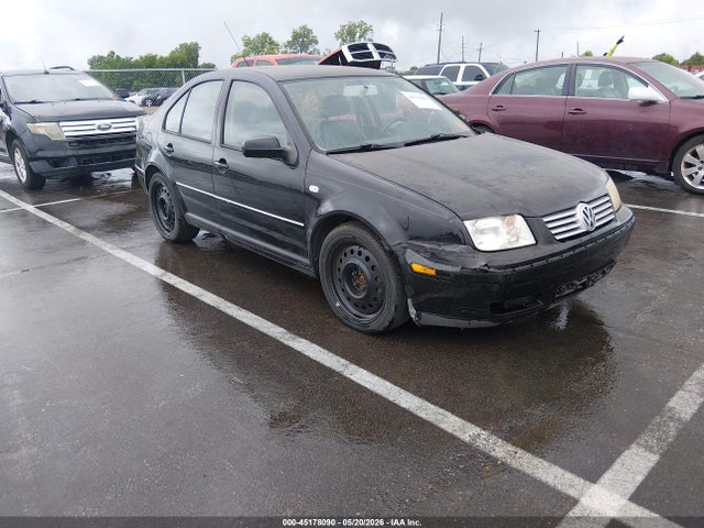 Salvage Volkswagen Jetta Image