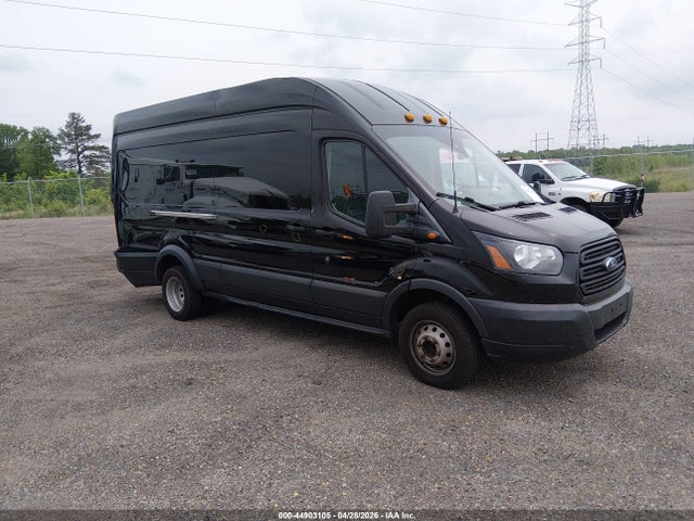 Salvage Ford Transit Image