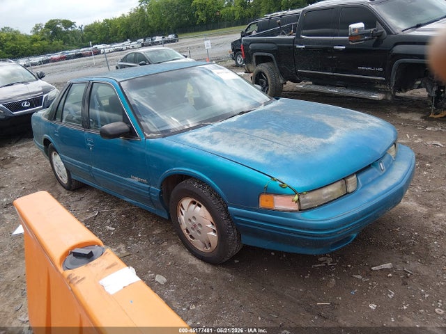 Salvage Oldsmobile Cutlass Supreme Image