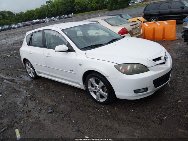 Salvage Mazda Mazda3 Image