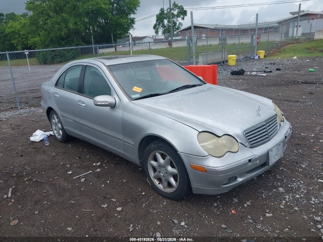 Salvage Mercedes-Benz C-Class Image