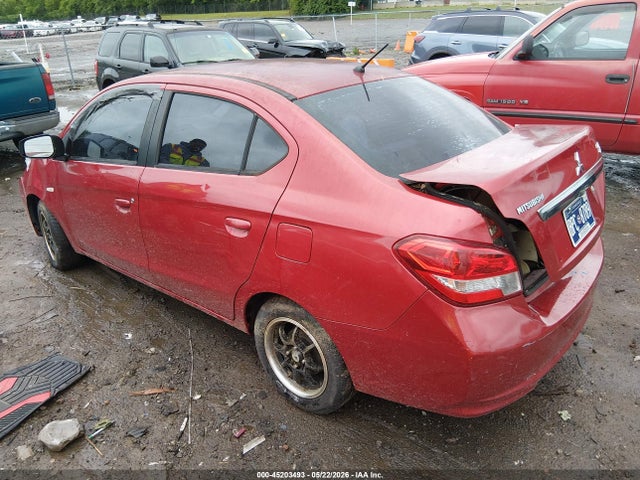 Mitsubishi Mirage Es