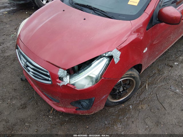 Mitsubishi Mirage Es