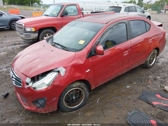 Mitsubishi Mirage Es