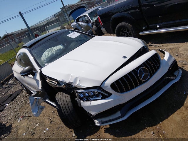 Salvage Mercedes-Benz C-Class Image