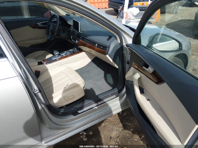 Audi A4 2.0t Premium