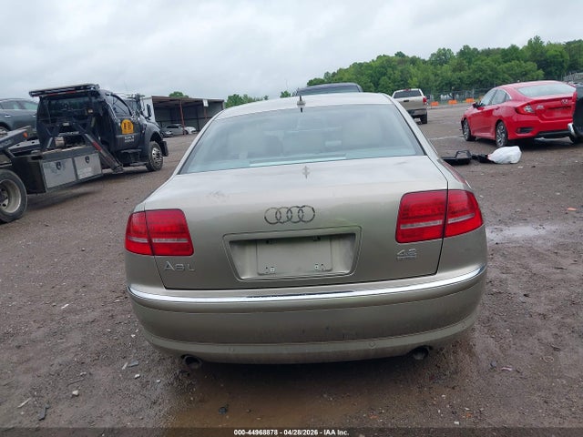 Audi A8 4.2