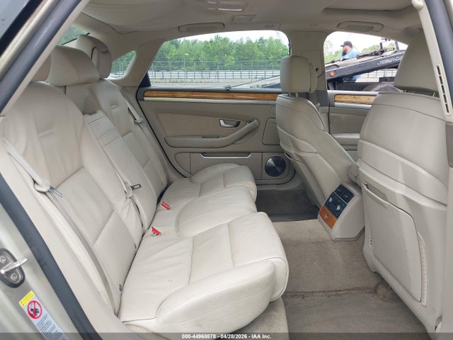 Audi A8 4.2