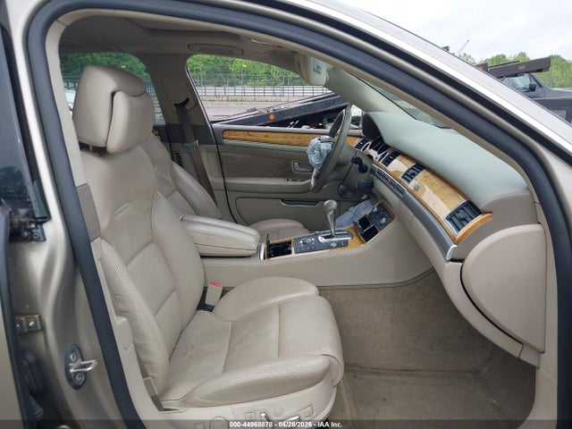 Audi A8 4.2