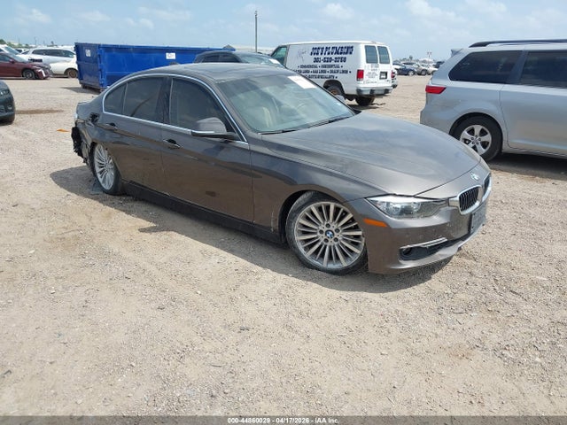 Salvage BMW 3 Series Image