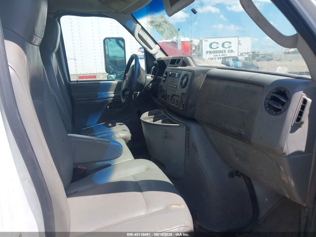 Ford E-450