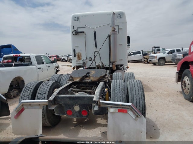 Freightliner Conventional Columbia