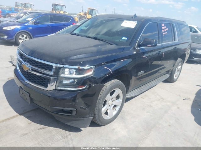 Chevrolet Suburban Lt