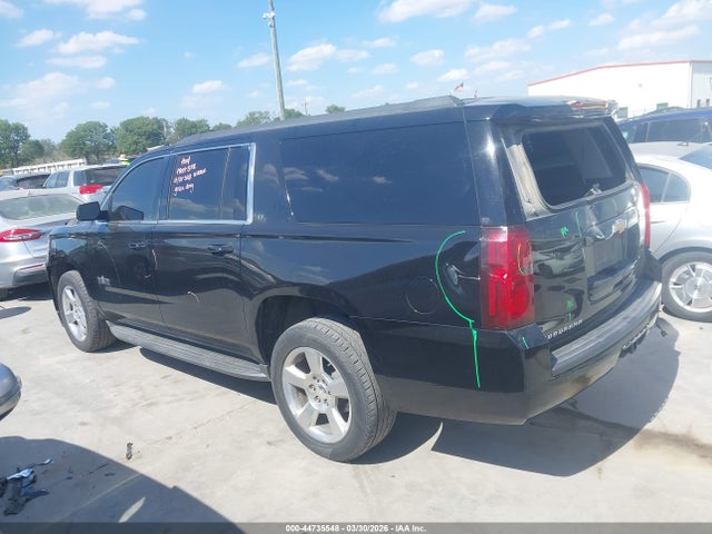 Chevrolet Suburban Lt