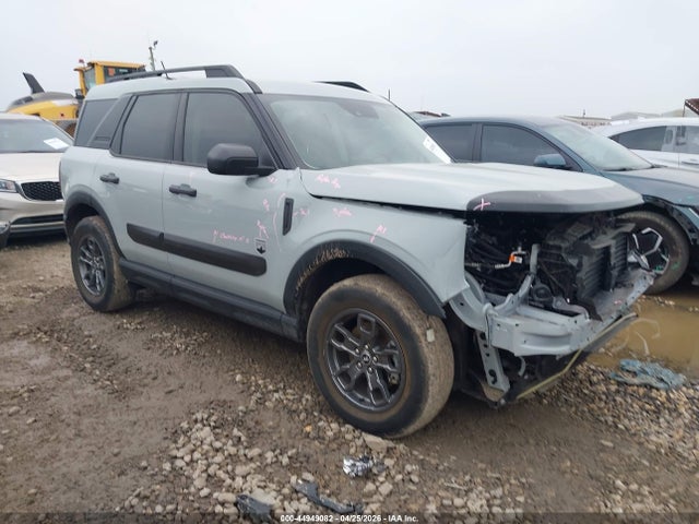 Salvage Ford Bronco Image